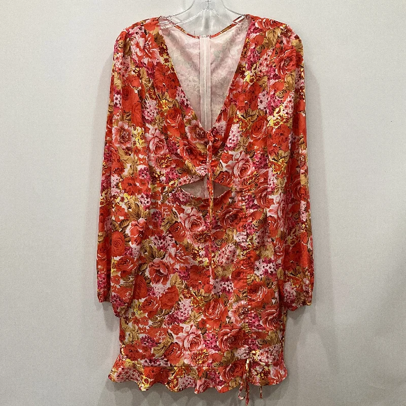 Dress Casual Short Size: L