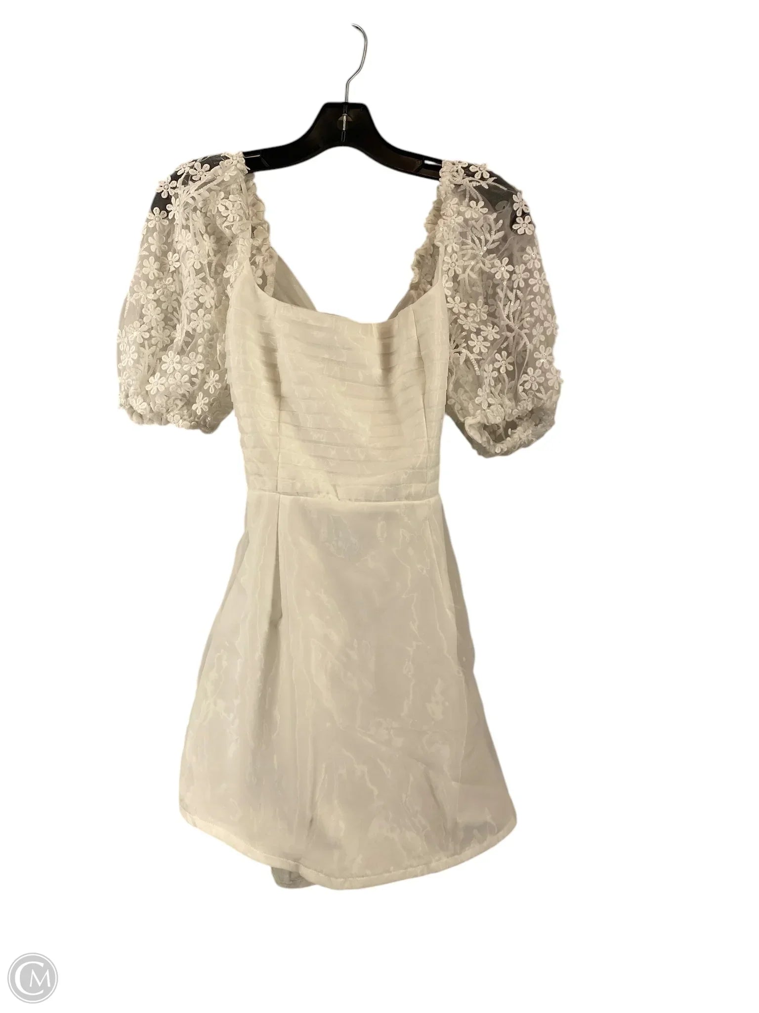 Dress Casual Short By Lulus In White, Size: S