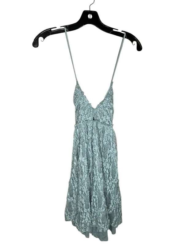 Dress Casual Short By Free People  Size: S