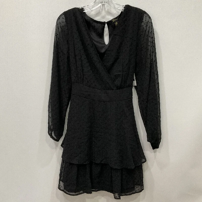 Dress Casual Short By Japna  Size: L